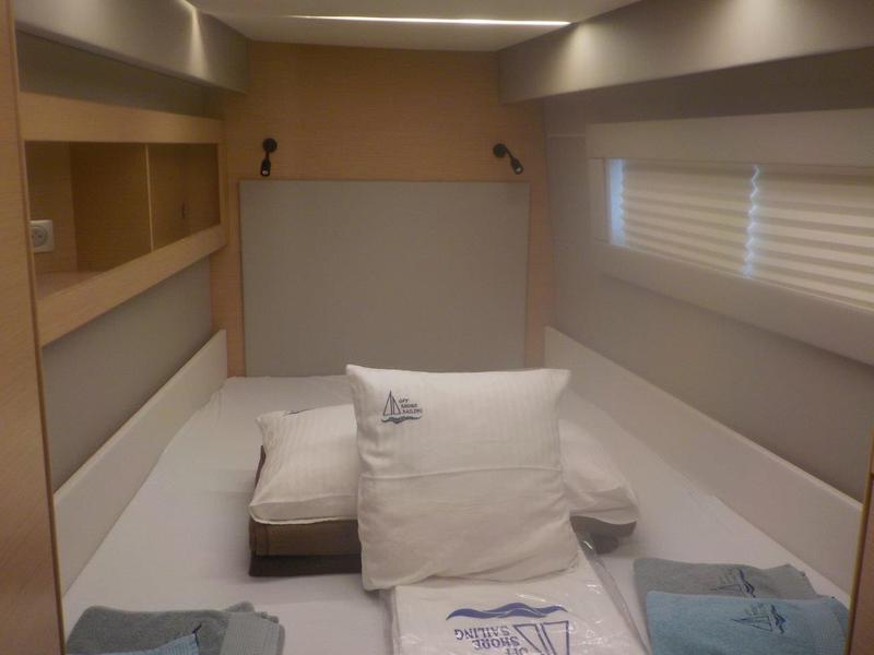 Book yachts online - catamaran - Nautitech 46 Fly - Daria II - rent