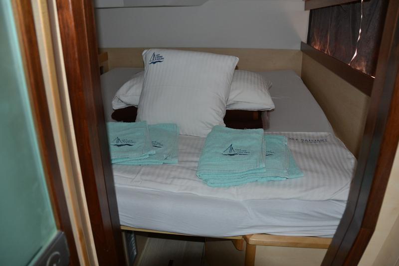 Book yachts online - catamaran - Catana 47 Carbon - Xenia II - rent
