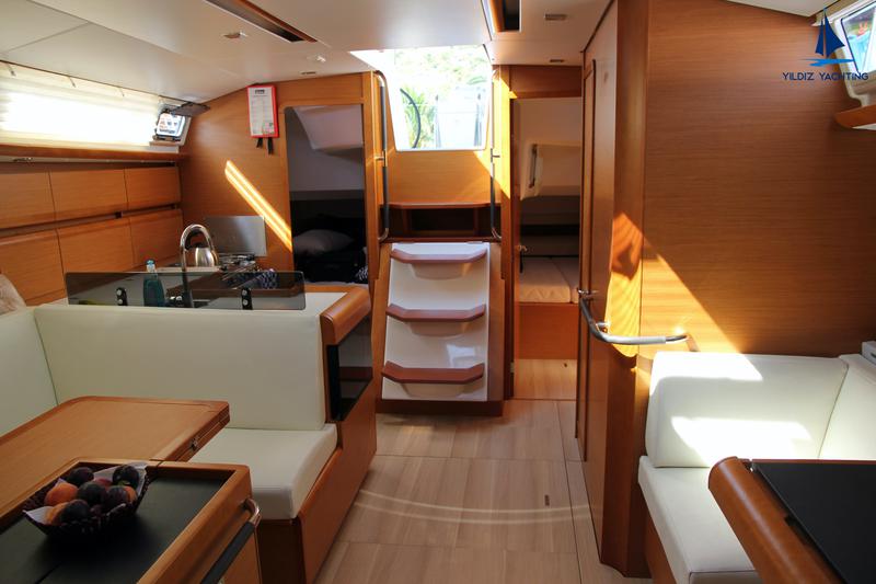 Book yachts online - sailboat - Sun Odyssey 439 - Dorothy May - rent