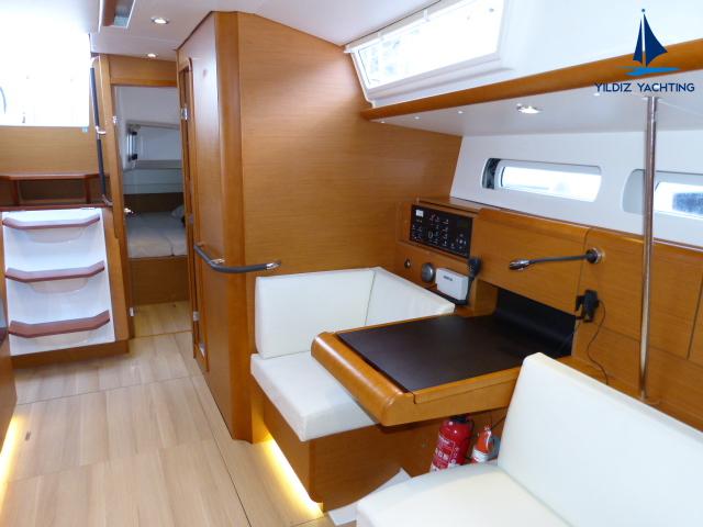 Book yachts online - sailboat - Sun Odyssey 439 - Dorothy May - rent