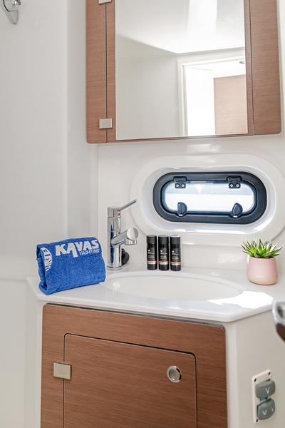 Book yachts online - catamaran - Bali 4.2 - KOS 42.1 - rent