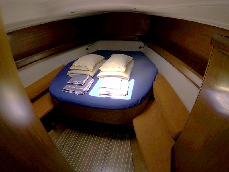 Book yachts online - sailboat - Grand Soleil 45 - Matterhorn - rent