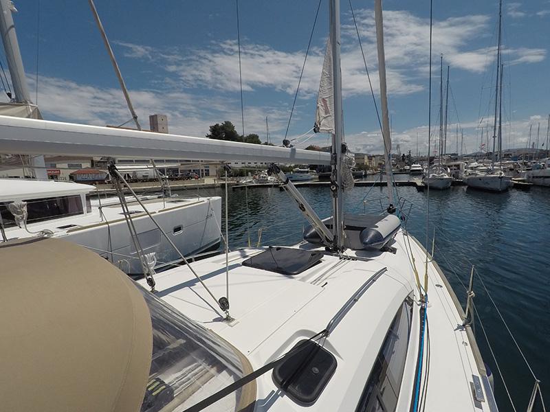 Book yachts online - sailboat - Elan 40 Impression - Silente - rent
