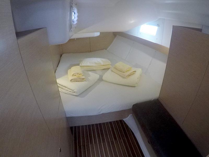 Book yachts online - sailboat - Elan 444 Impression - Marta X - rent