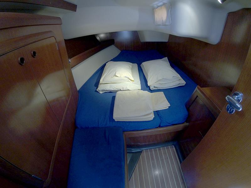 Book yachts online - sailboat - Grand Soleil 46.3 - Anatela - rent