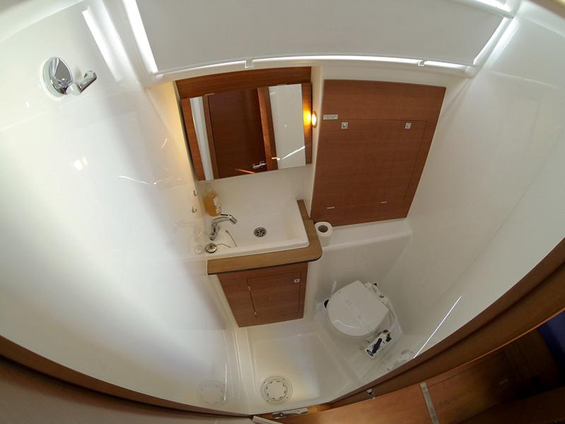 Book yachts online - sailboat - Dufour 460 - Get Lucky - rent