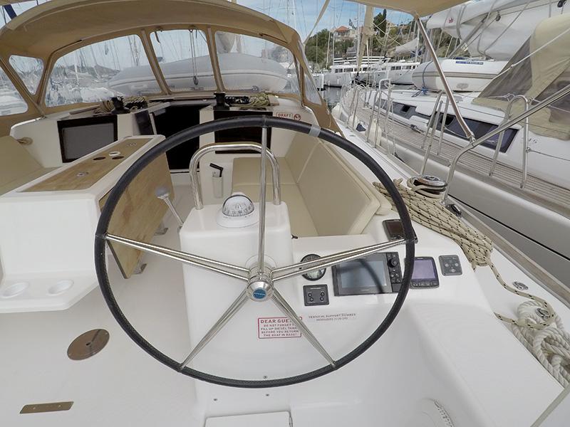 Book yachts online - sailboat - Dufour 460 - Get Lucky - rent