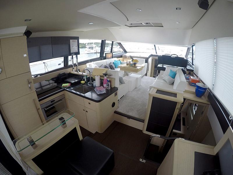 Book yachts online - motorboat - Prestige 500 Fly - Serendipity I - rent
