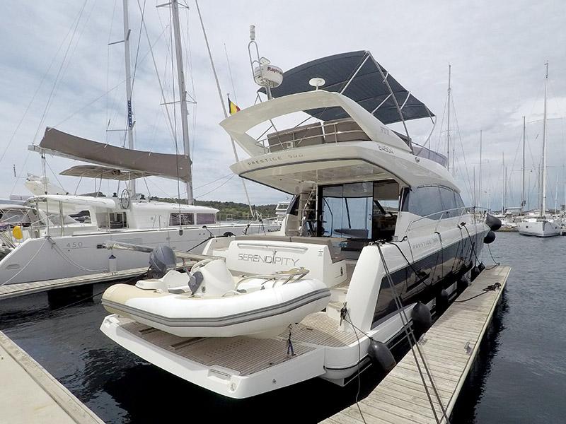 Book yachts online - motorboat - Prestige 500 Fly - Serendipity I - rent