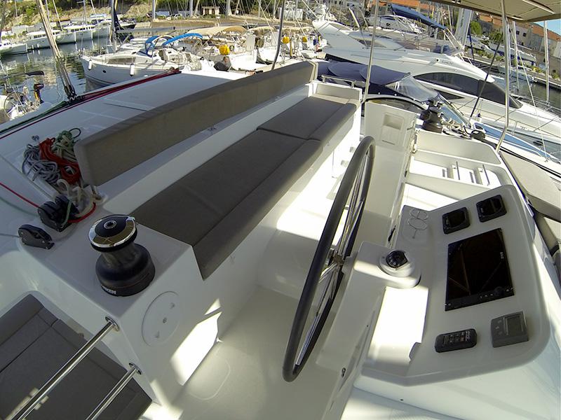 Book yachts online - catamaran - Lagoon 450 - Marčelina - rent