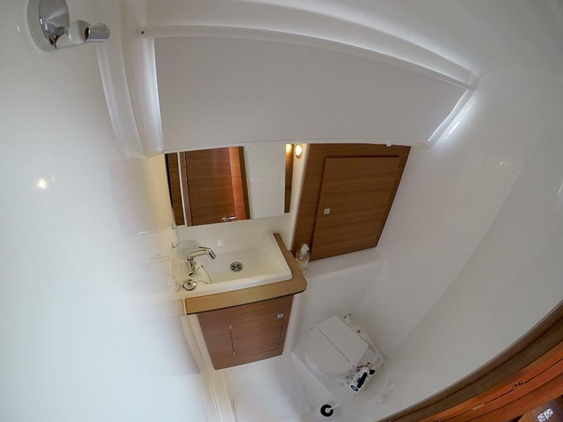 Book yachts online - sailboat - Dufour 382 GL - Major Tom - rent
