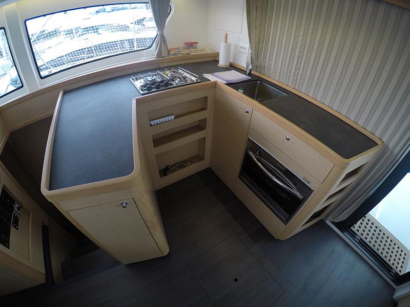 Book yachts online - catamaran - Lagoon 42 - Aymeline - rent