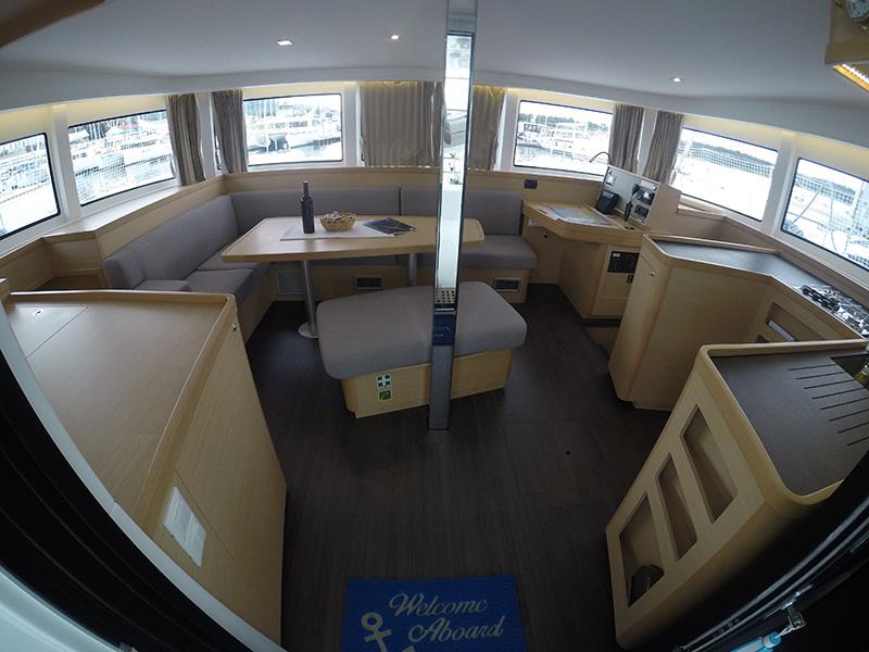 Book yachts online - catamaran - Lagoon 42 - Aymeline - rent