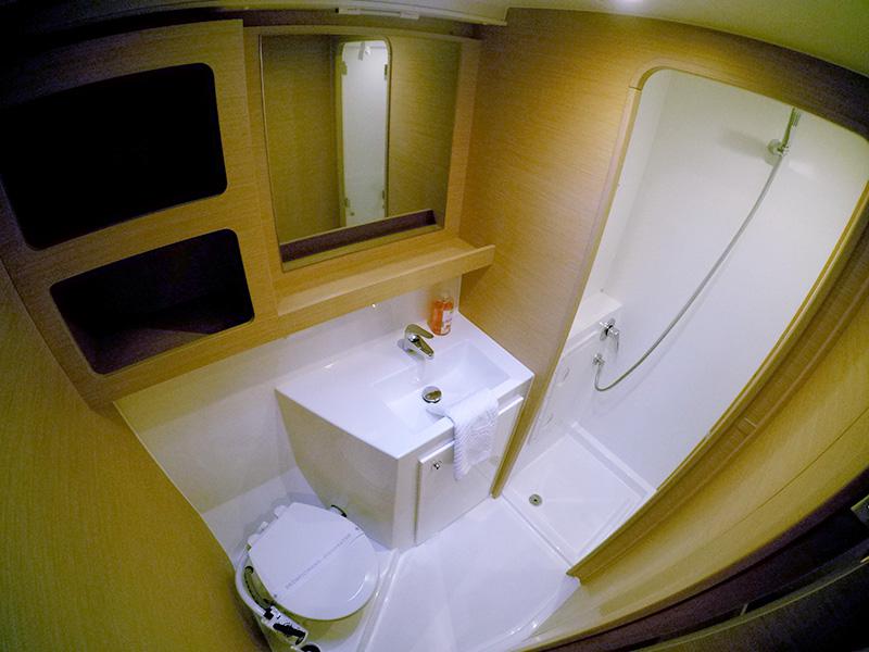 Book yachts online - catamaran - Lagoon 42 - Aymeline - rent