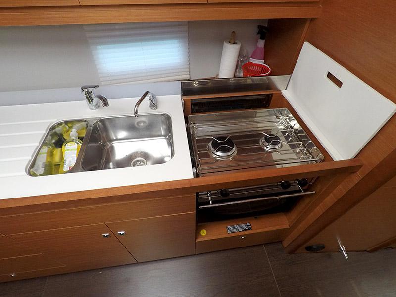 Book yachts online - sailboat - Dufour 430 GL - SWEETEST TAB00 - rent