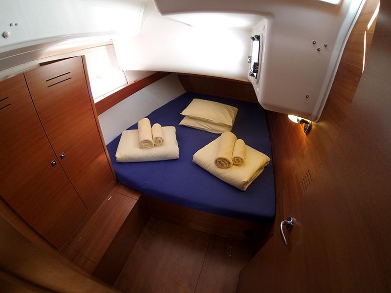 Book yachts online - sailboat - Dufour 460 - Almar - rent