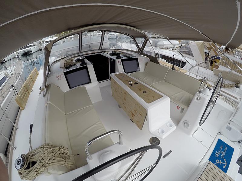 Book yachts online - sailboat - Dufour 460 - Almar - rent