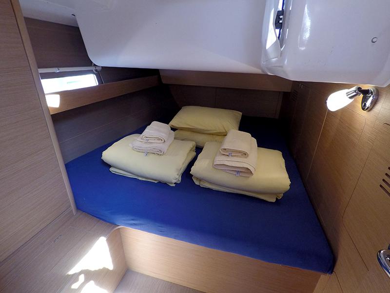 Book yachts online - sailboat - Dufour 460 GL 3 cab - Avalon II - rent