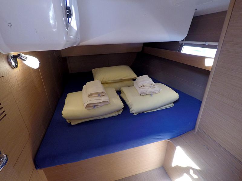 Book yachts online - sailboat - Dufour 460 GL 3 cab - Avalon II - rent
