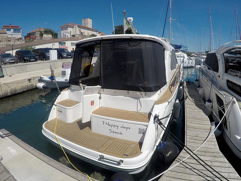 Book yachts online - motorboat - Marex 310 Sun Cruiser - 7 Happy Days - rent