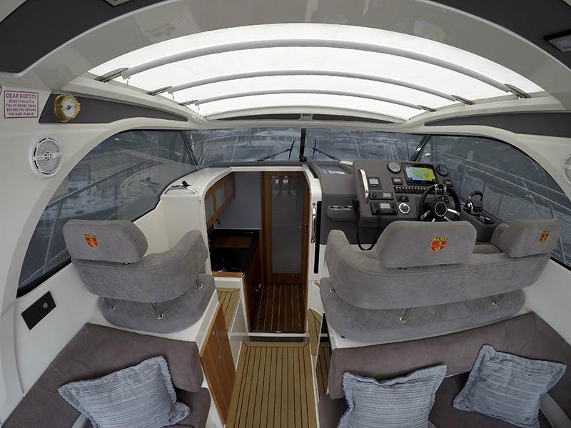 Book yachts online - motorboat - Marex 310 Sun Cruiser - 7 Happy Days - rent