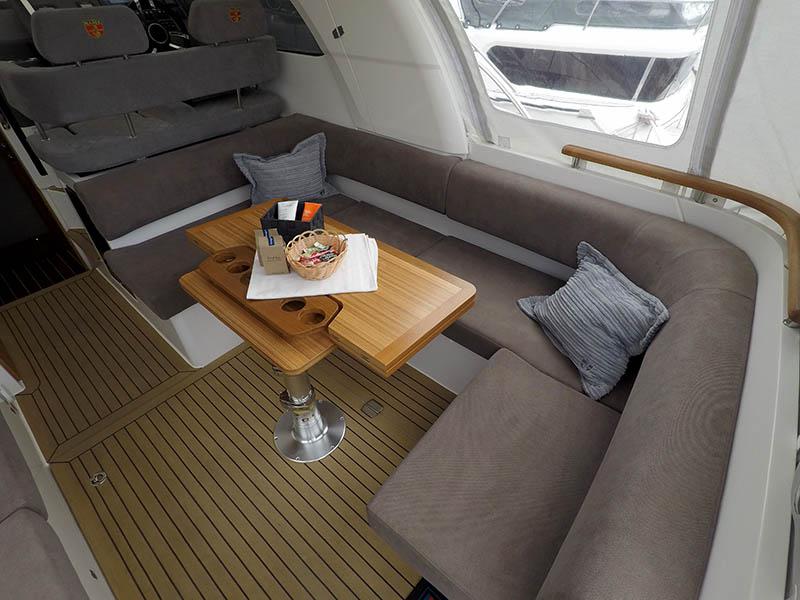 Book yachts online - motorboat - Marex 310 Sun Cruiser - 7 Happy Days - rent