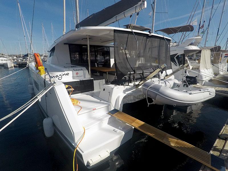 Book yachts online - catamaran - Fountaine Pajot Astréa 42 - Imagine - rent
