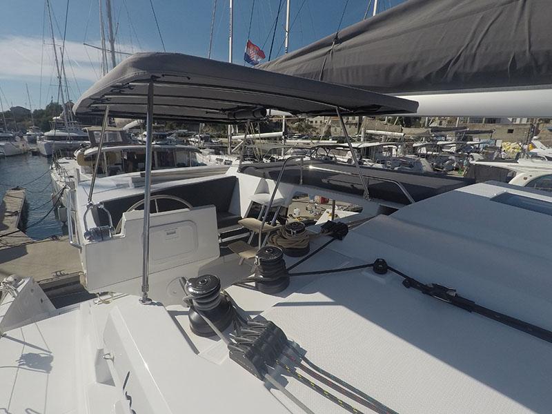 Book yachts online - catamaran - Fountaine Pajot Astréa 42 - Imagine - rent