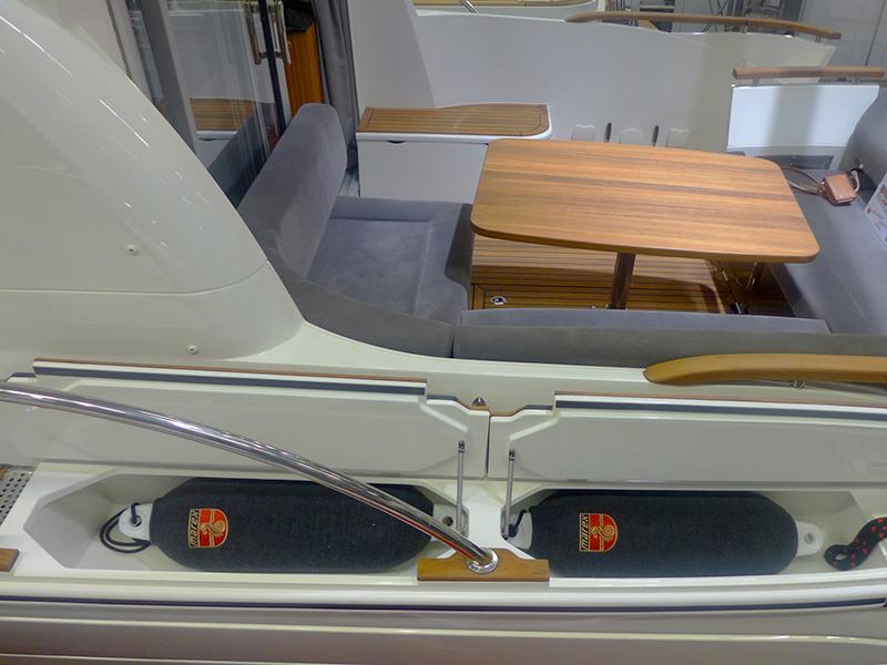 Book yachts online - motorboat - Marex 375 - North star - rent