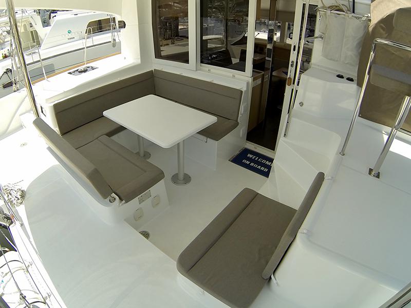 Book yachts online - catamaran - Lagoon 39 2016 - Bob Cat - rent