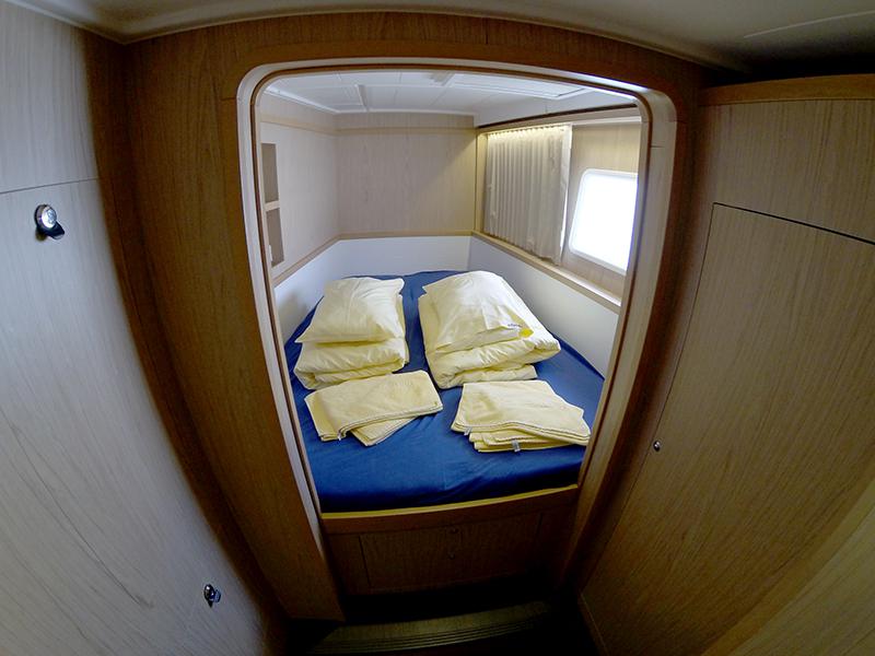 Book yachts online - catamaran - Lagoon 39 2016 - Bob Cat - rent
