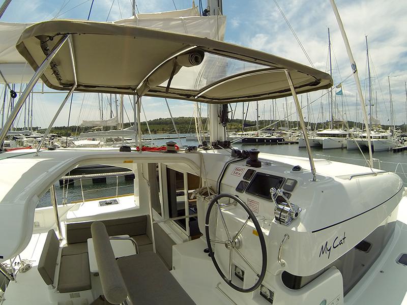 Book yachts online - catamaran - Lagoon 39 2016 - Bob Cat - rent