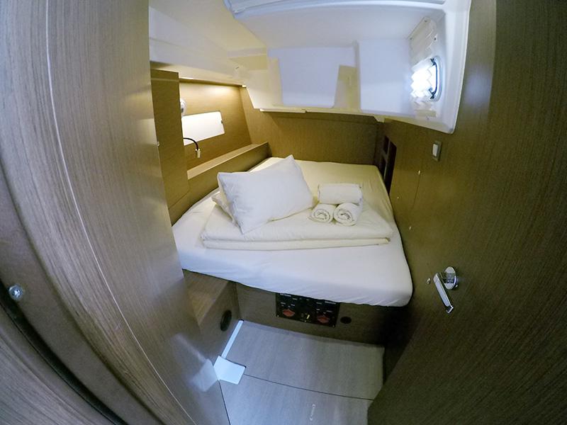 Book yachts online - sailboat - Oceanis 46.1 - Greta - rent