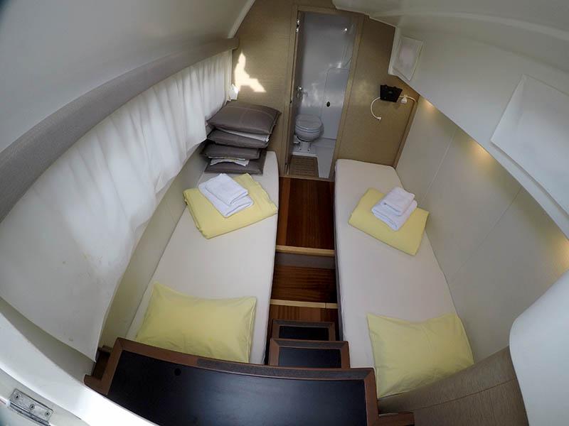 Book yachts online - motorboat - Prestige 620 S - JANA - rent