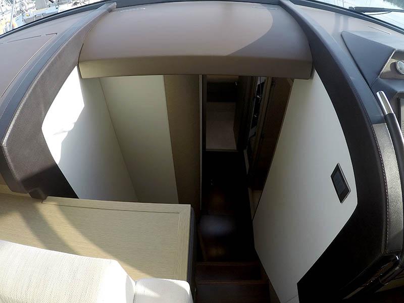 Book yachts online - motorboat - Prestige 620 S - JANA - rent