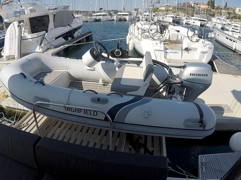 Book yachts online - catamaran - Lagoon 50 - Zuzo 1ST - rent