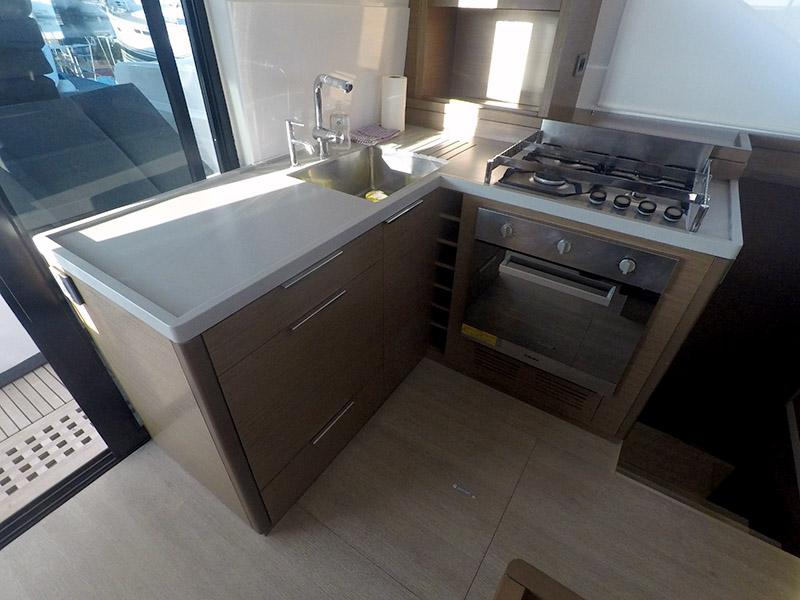 Book yachts online - catamaran - Lagoon 50 - Zuzo 1ST - rent