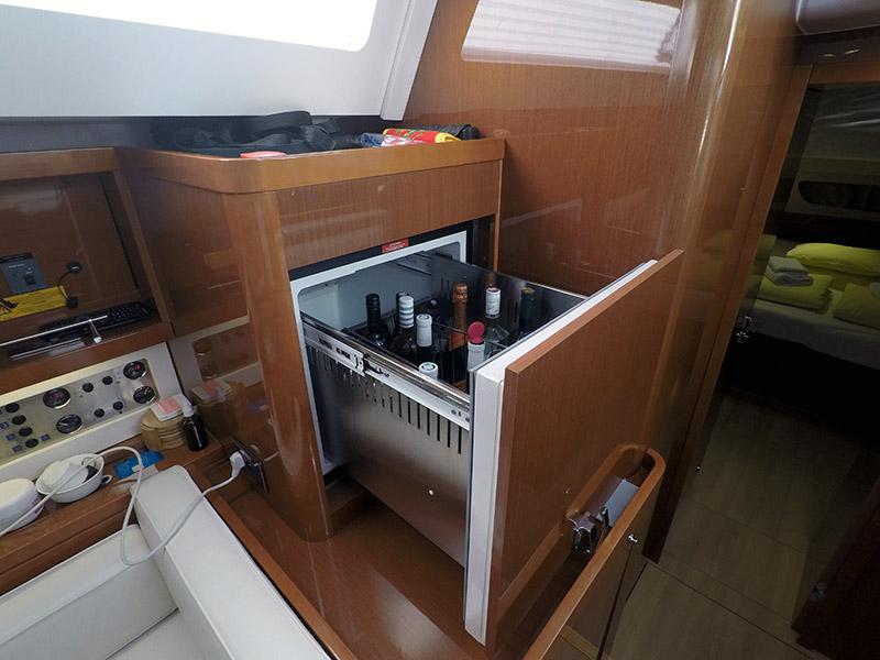 Book yachts online - sailboat - Oceanis 60 - Tourbillon - rent