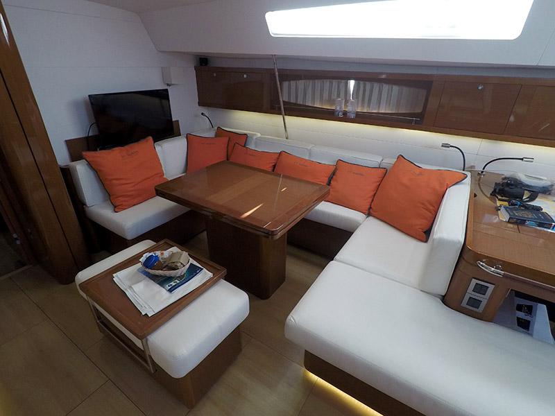 Book yachts online - sailboat - Oceanis 60 - Tourbillon - rent