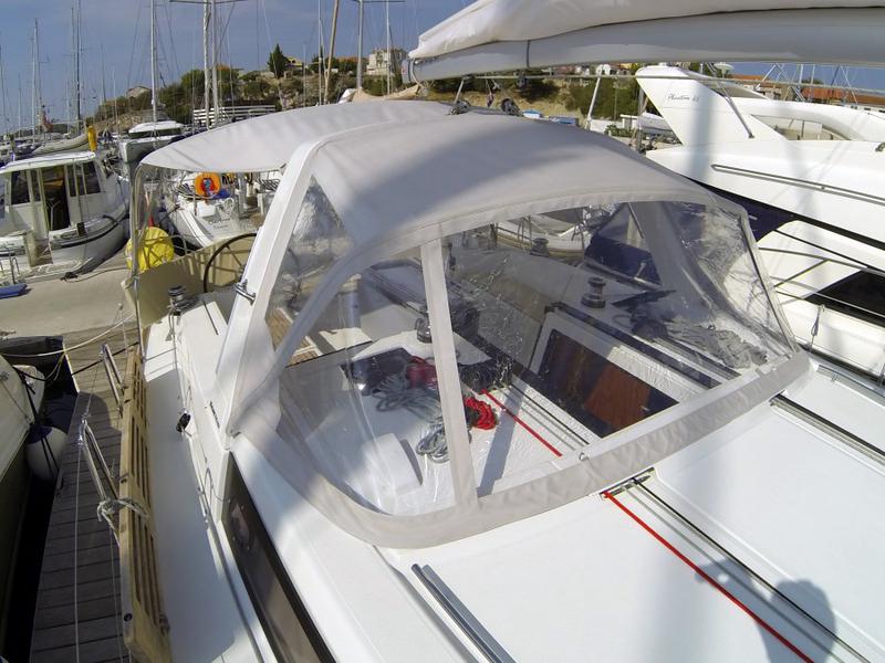 Book yachts online - sailboat - Oceanis 45 - Neška II  - rent
