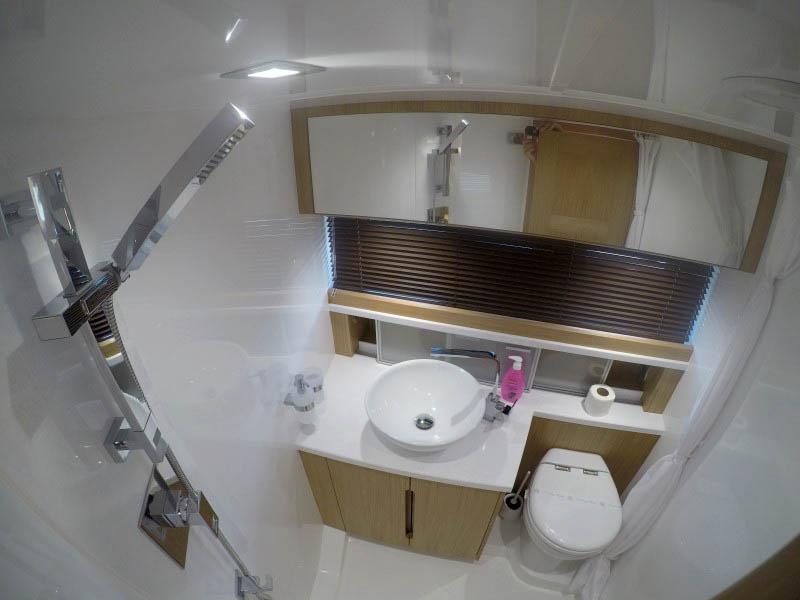 Book yachts online - motorboat - Galeon 430 Skydeck - Il Sogno III - rent