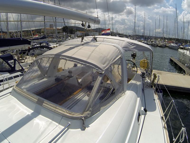Book yachts online - sailboat - Oceanis 50 - Pika II - rent