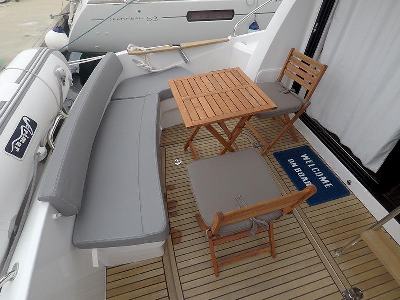 Book yachts online - motorboat - Beneteau Antares 36 - Sveti Nikola - rent