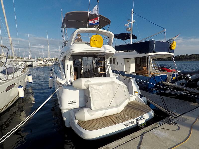Book yachts online - motorboat - Beneteau Antares 36 - Sveti Nikola - rent