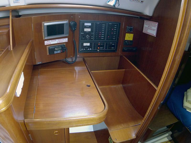 Book yachts online - sailboat - Oceanis Clipper 411 - Ana Maria - rent