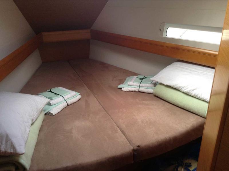 Book yachts online - sailboat - Sun Odyssey 409 - SUN ODYSSEY 409 (2012) - CRF - rent