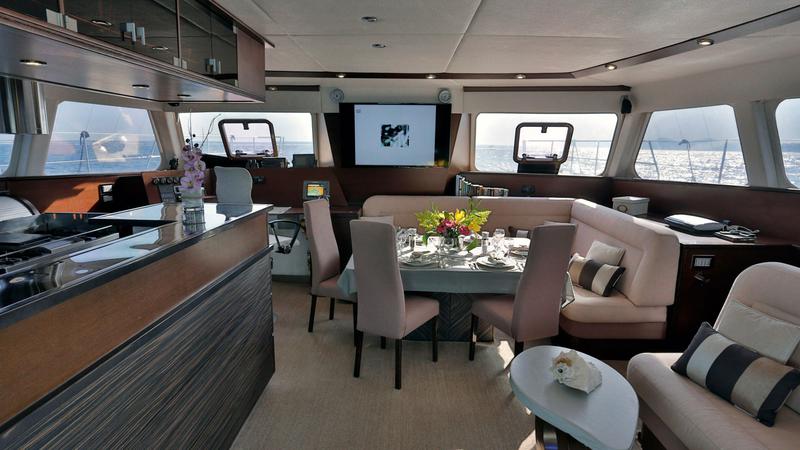 Book yachts online - catamaran - Sunreef 62 - ANASSA - rent