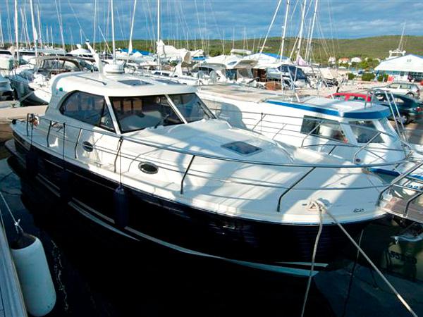 Book yachts online - motorboat - ADRIANA 36 BT (11) - LAVANDA - rent