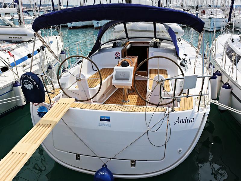 Book yachts online - sailboat - BAVARIA C 37 BT - ANDREA - rent