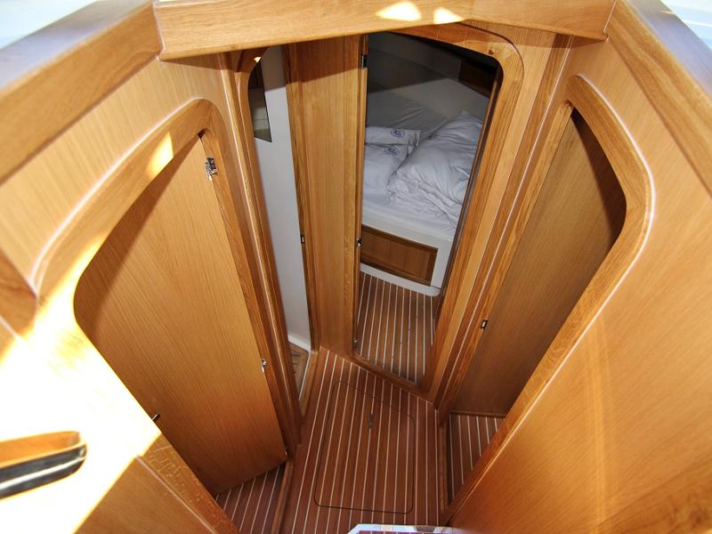 Book yachts online - motorboat - ADRIANA 36 BT (16) - MIRTA - rent
